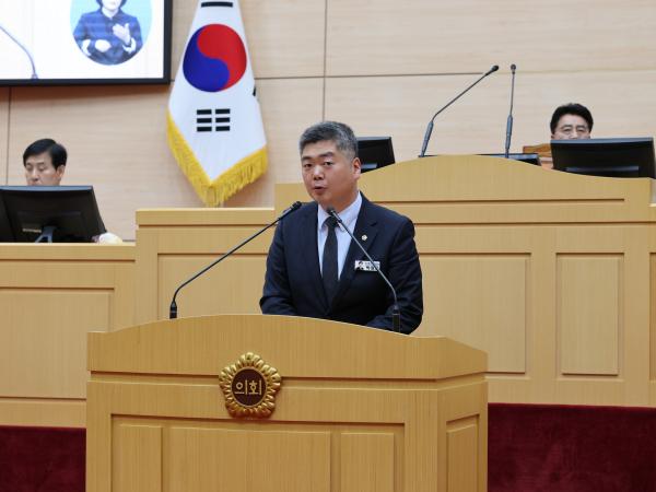 제390회 임시회 제2차 본회의 첨부이미지 : 25년05월09일 제390회 임시회 제2차 본회의 - 098.jpg
