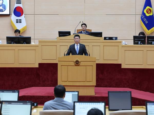제390회 임시회 제2차 본회의 첨부이미지 : 25년05월09일 제390회 임시회 제2차 본회의 - 123.jpg