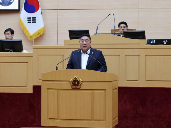 제390회 임시회 제2차 본회의 첨부이미지 : 25년05월09일 제390회 임시회 제2차 본회의 - 107.jpg
