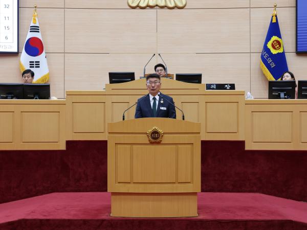 제390회 임시회 제2차 본회의 첨부이미지 : 25년05월09일 제390회 임시회 제2차 본회의 - 135.jpg