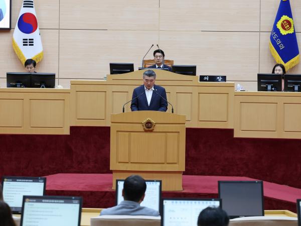 제390회 임시회 제2차 본회의 첨부이미지 : 25년05월09일 제390회 임시회 제2차 본회의 - 074.jpg