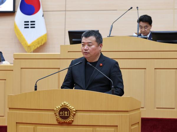 제390회 임시회 제2차 본회의 첨부이미지 : 25년05월09일 제390회 임시회 제2차 본회의 - 039.jpg