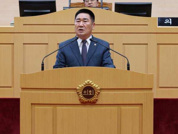 제390회 임시회 제2차 본회의 첨부이미지 : 25년05월09일 제390회 임시회 제2차 본회의 - 122.jpg