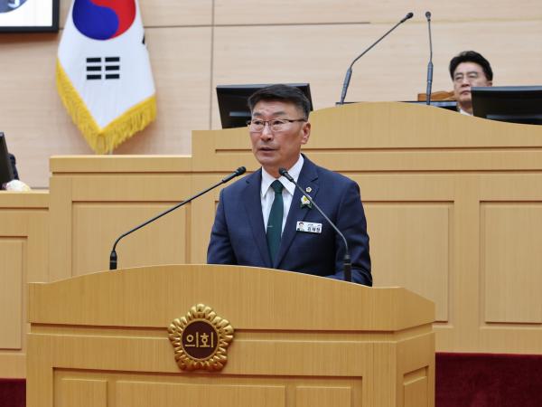 제390회 임시회 제2차 본회의 첨부이미지 : 25년05월09일 제390회 임시회 제2차 본회의 - 133.jpg
