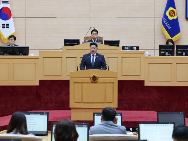 제390회 임시회 제2차 본회의 첨부이미지 : 25년05월09일 제390회 임시회 제2차 본회의 - 061.jpg