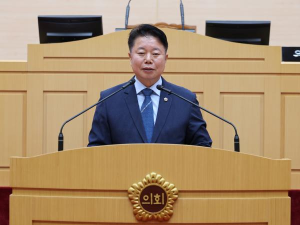 제390회 임시회 제2차 본회의 첨부이미지 : 25년05월09일 제390회 임시회 제2차 본회의 - 006.jpg