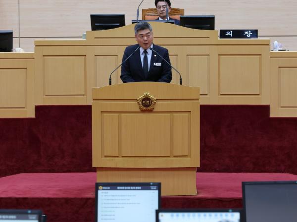 제390회 임시회 제2차 본회의 첨부이미지 : 25년05월09일 제390회 임시회 제2차 본회의 - 102.jpg