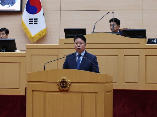 제390회 임시회 제2차 본회의 첨부이미지 : 25년05월09일 제390회 임시회 제2차 본회의 - 144.jpg