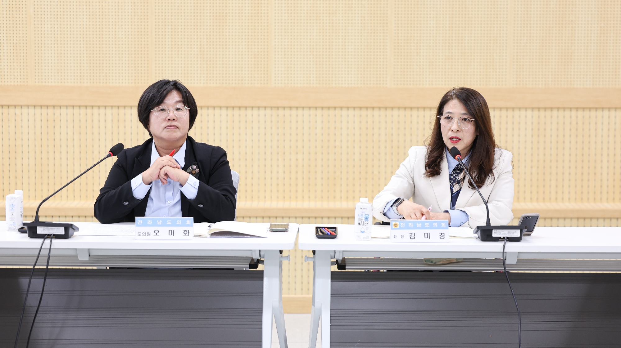 전남 재가요양보호사 실태와 대안마련 토론회 첨부이미지 : 25년03월26일 전남 재가요양보호사 실태와 대안마련 토론회_015.jpg