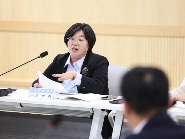 전남 재가요양보호사 실태와 대안마련 토론회 첨부이미지 : 25년03월26일 전남 재가요양보호사 실태와 대안마련 토론회_011.jpg