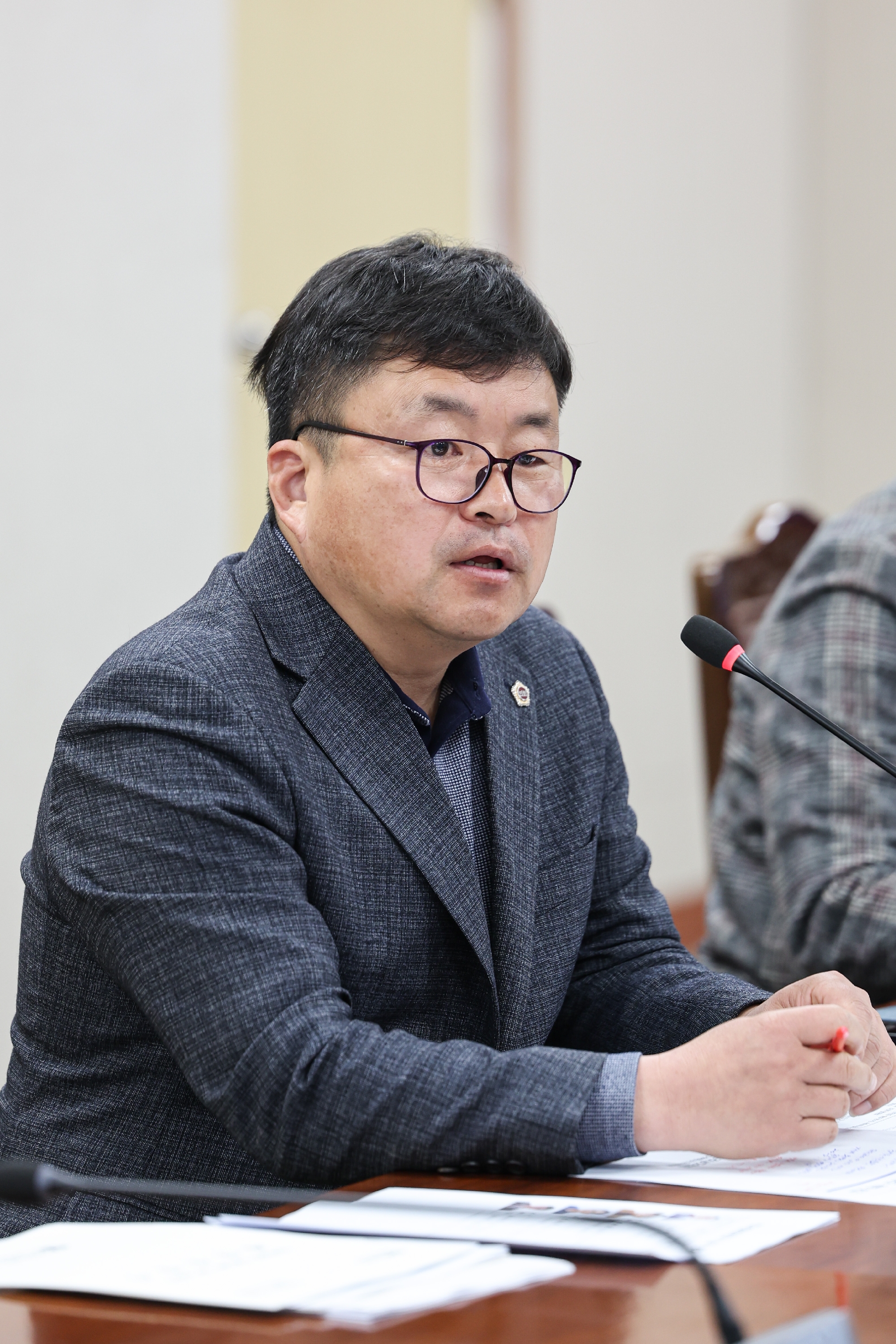 제388회 임시회 기획행정위원회 회의 첨부이미지 : 25년03월18일 제388회 임시회 기획행정위원회 회의_037.jpg
