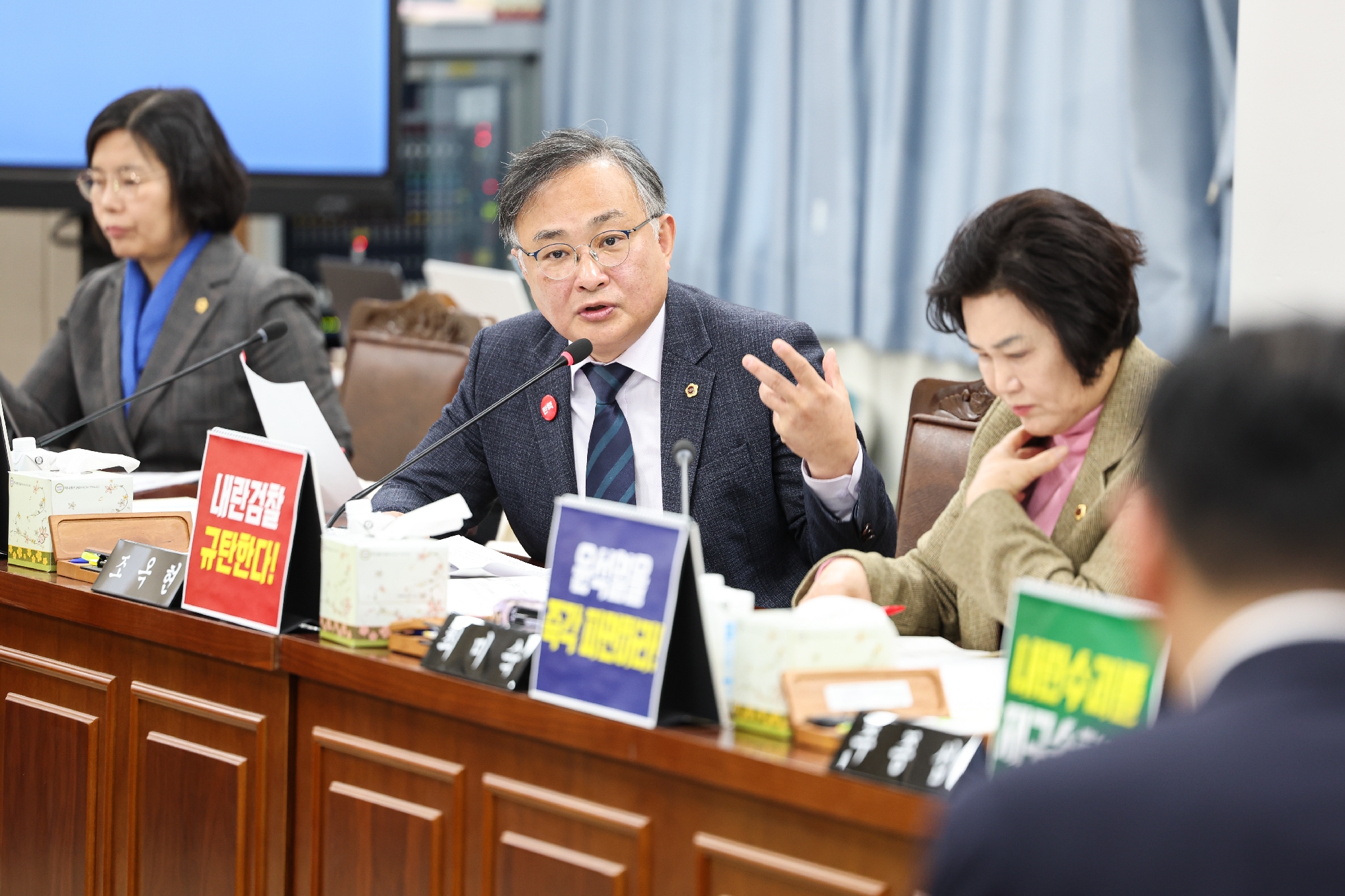 제388회 임시회 경제관광문화위원회 회의 첨부이미지 : 25년03월18일 제388회 임시회 경제관광문화위원회 회의_018.jpg