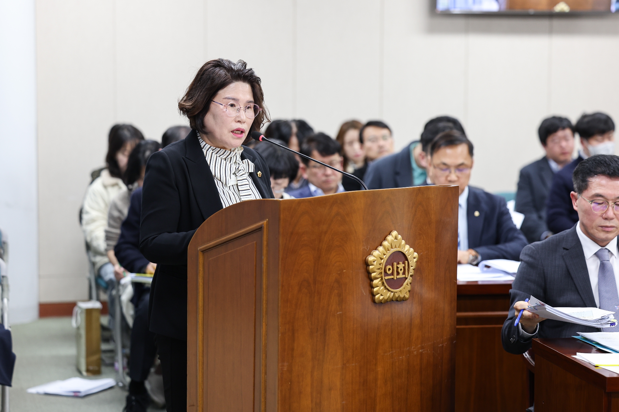 제388회 임시회 기획행정위원회 회의 첨부이미지 : 25년03월18일 제388회 임시회 기획행정위원회 회의_060.jpg