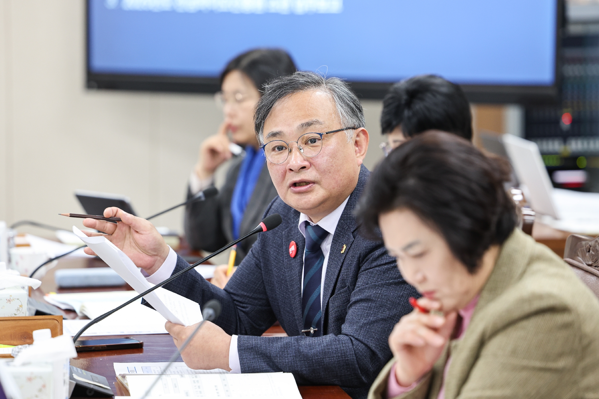 제388회 임시회 경제관광문화위원회 회의 첨부이미지 : 25년03월18일 제388회 임시회 경제관광문화위원회 회의_019.jpg