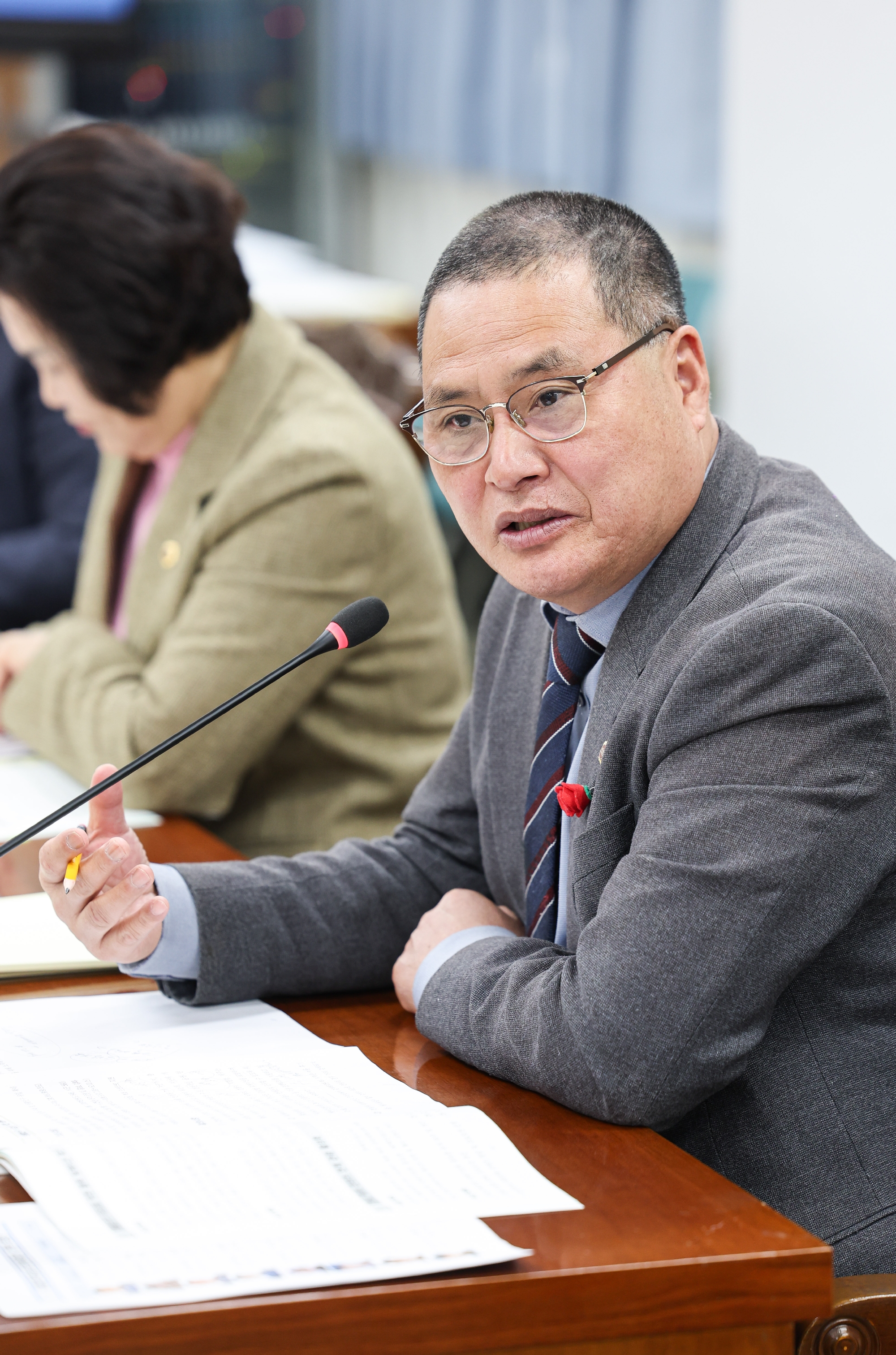 제388회 임시회 경제관광문화위원회 회의 첨부이미지 : 25년03월18일 제388회 임시회 경제관광문화위원회 회의_026.jpg