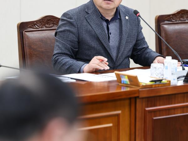 제388회 임시회 기획행정위원회 회의 첨부이미지 : 25년03월18일 제388회 임시회 기획행정위원회 회의_041.jpg