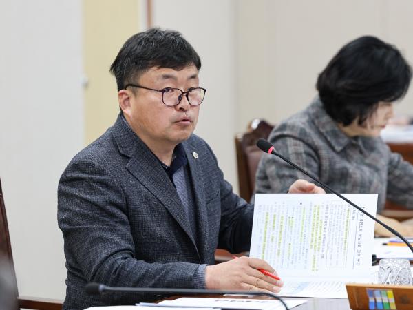 제388회 임시회 기획행정위원회 회의 첨부이미지 : 25년03월18일 제388회 임시회 기획행정위원회 회의_036.jpg