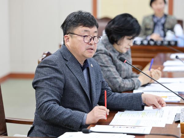 제388회 임시회 기획행정위원회 회의 첨부이미지 : 25년03월18일 제388회 임시회 기획행정위원회 회의_042.jpg