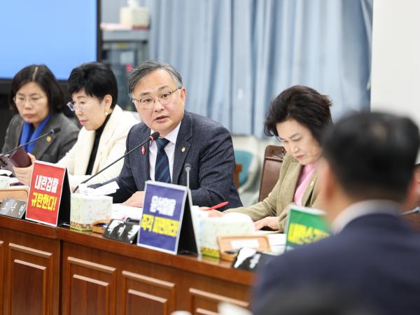 제388회 임시회 경제관광문화위원회 회의 첨부이미지 : 25년03월18일 제388회 임시회 경제관광문화위원회 회의_013.jpg