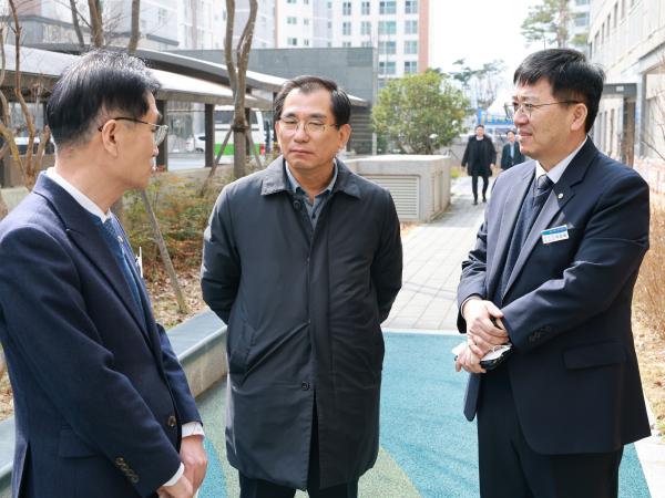 제388회 임시회 보건복지환경위원회 현지활동 첨부이미지 : 25년03월18일 제388회 임시회 보건복지환경위원회 현지활동 - 026.jpg