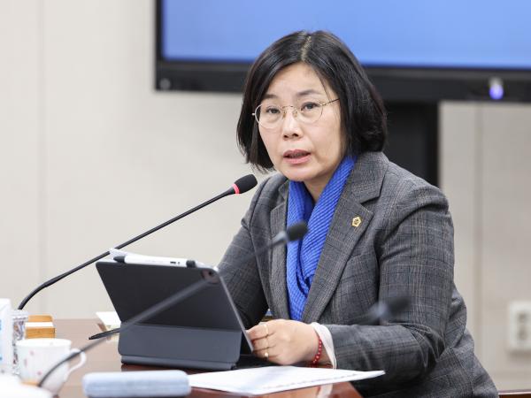 제388회 임시회 경제관광문화위원회 회의 첨부이미지 : 25년03월18일 제388회 임시회 경제관광문화위원회 회의_035.jpg