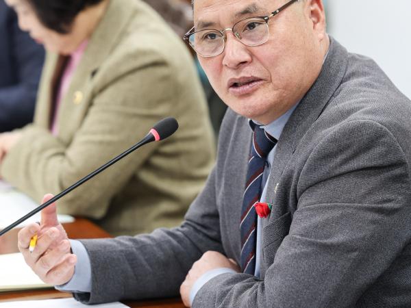 제388회 임시회 경제관광문화위원회 회의 첨부이미지 : 25년03월18일 제388회 임시회 경제관광문화위원회 회의_026.jpg