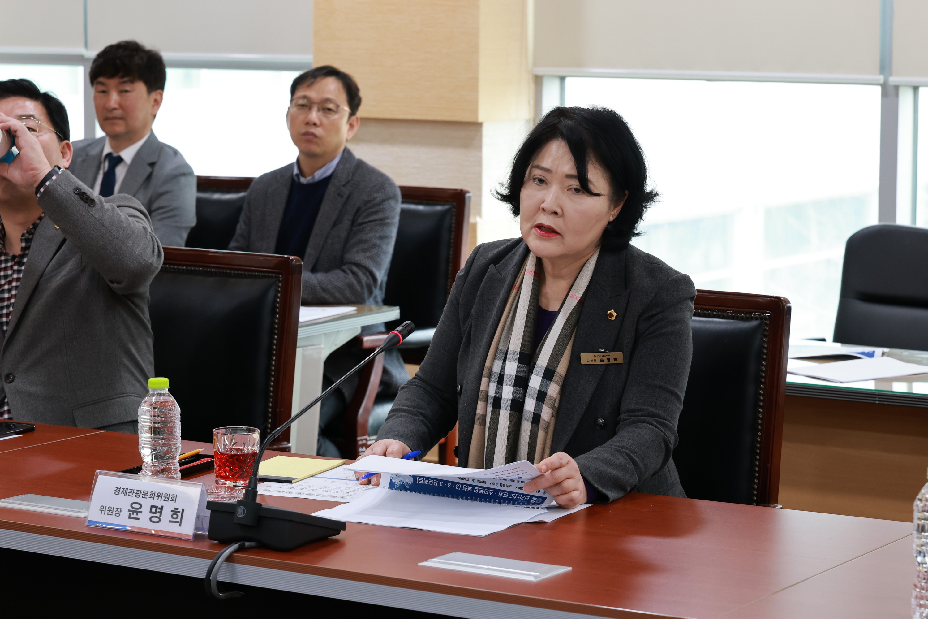 제388회 임시회 경제관광문화위원회 현지활동 첨부이미지 : 25년03월13일 제388회 임시회 경제관광문화위원회 현지활동 - 011.jpg