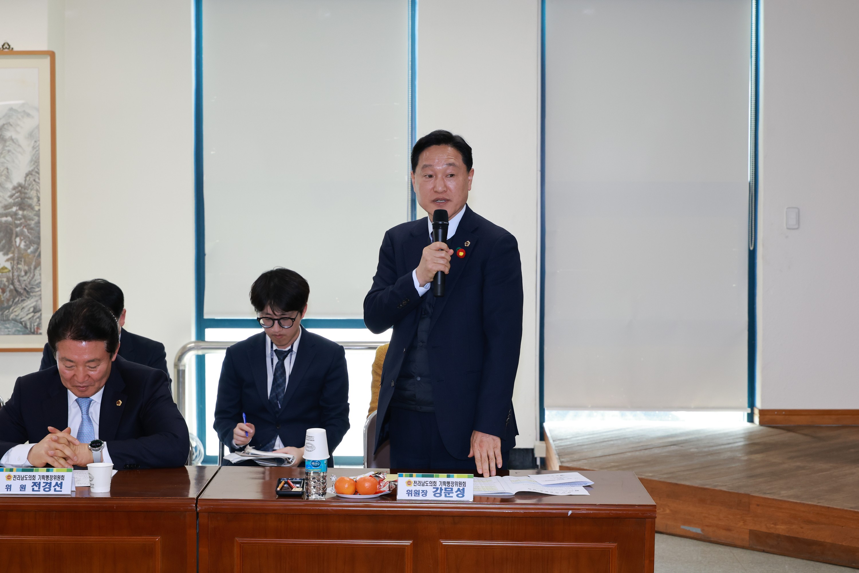 제388회 임시회 기획행정위원회 현지활동 첨부이미지 : 25년03월12일 제388회 임시회 기획행정위원회 현지활동 - 058.jpg