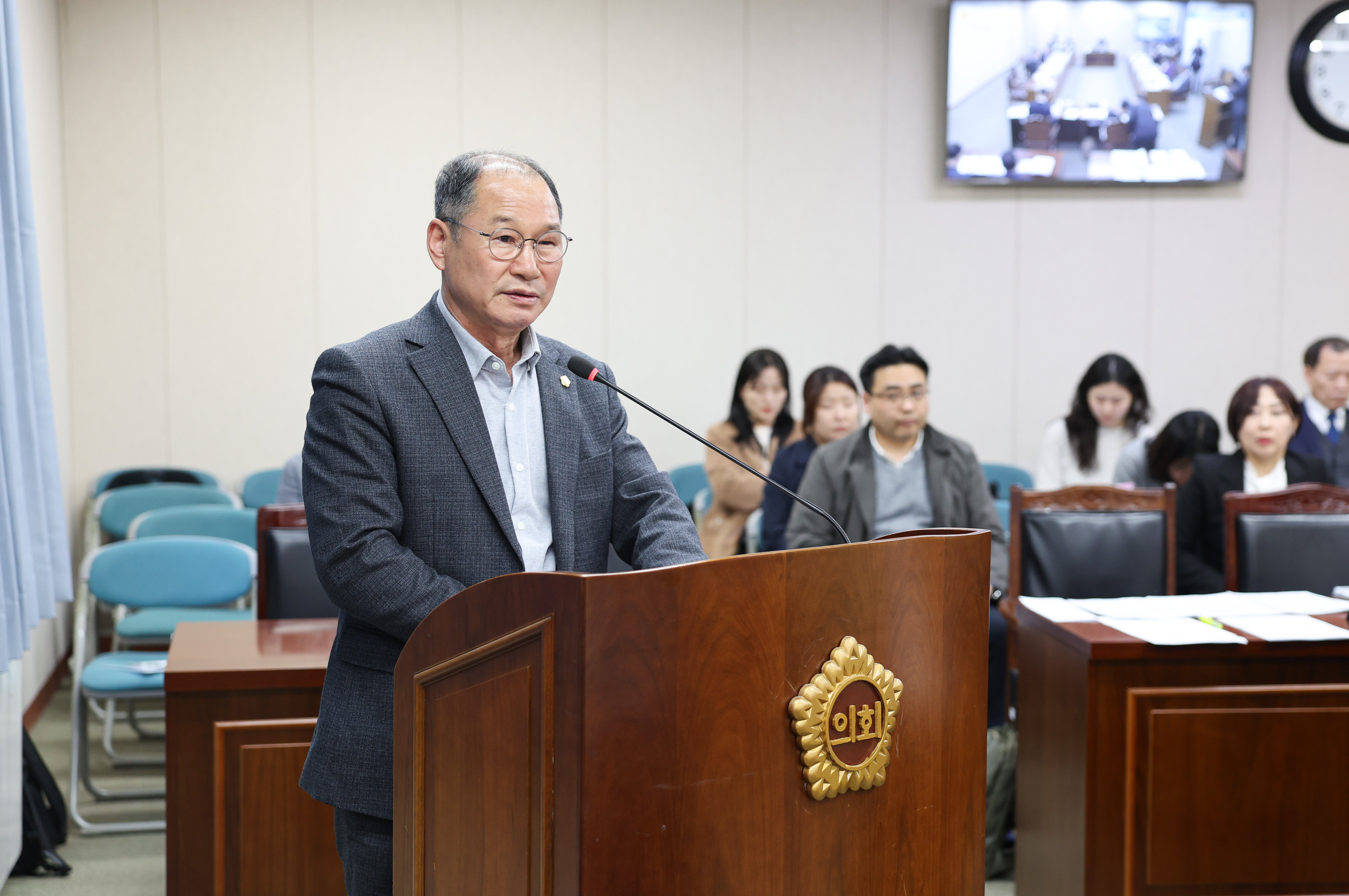 제388회 임시회 경제관광문화위원회 회의  첨부이미지 : 25년03월11일 제388회 임시회 경제관광문화위원회 회의 - 045.jpg