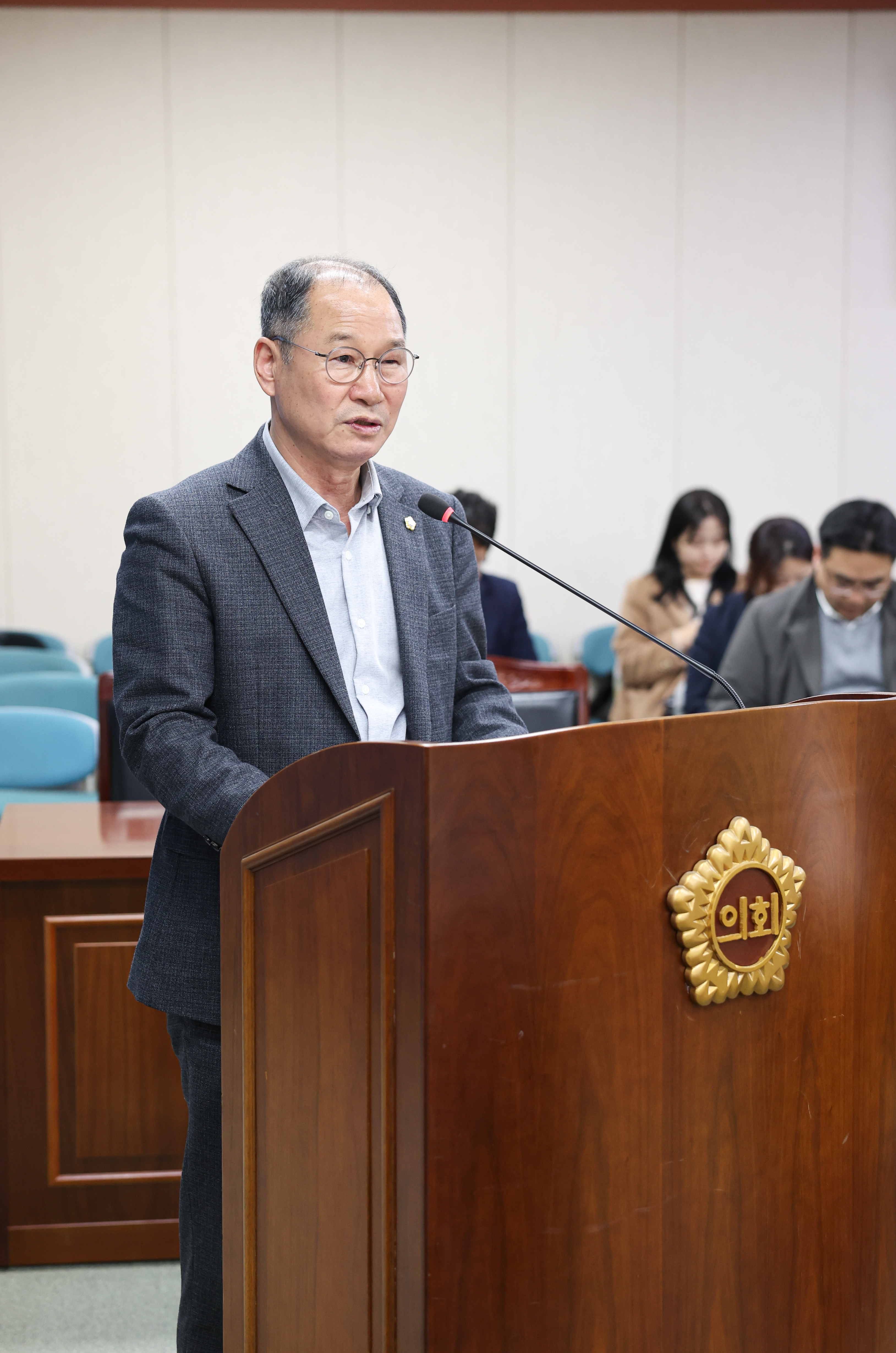 제388회 임시회 경제관광문화위원회 회의  첨부이미지 : 25년03월11일 제388회 임시회 경제관광문화위원회 회의 - 046.jpg