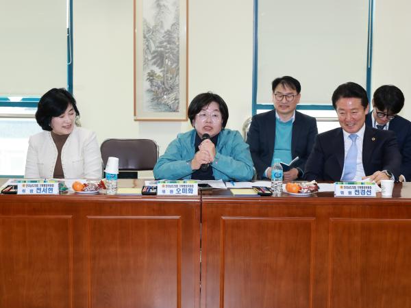 제388회 임시회 기획행정위원회 현지활동 첨부이미지 : 25년03월12일 제388회 임시회 기획행정위원회 현지활동 - 071.jpg