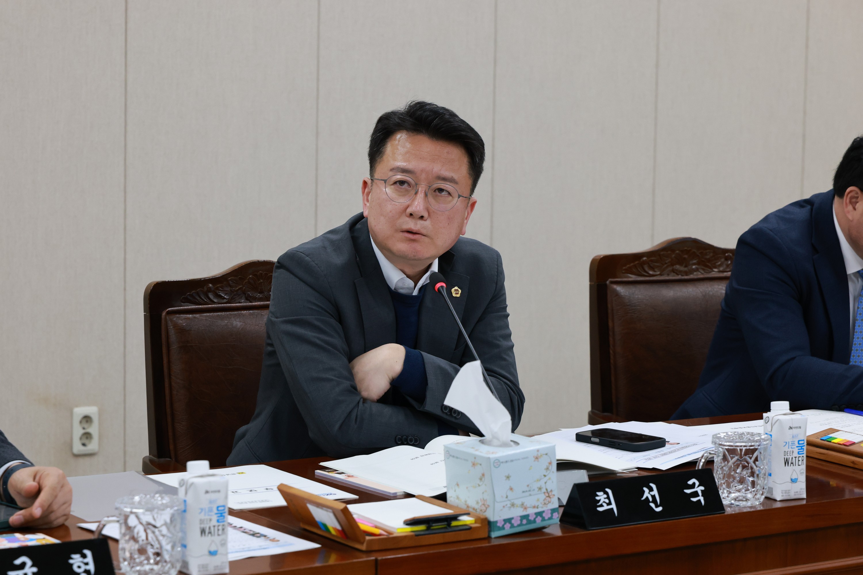 제388회 임시회 경제관광문화위원회 회의 첨부이미지 : 25년03월11일 제388회 임시회 경제관광문화위원회 회의 - 024.jpg