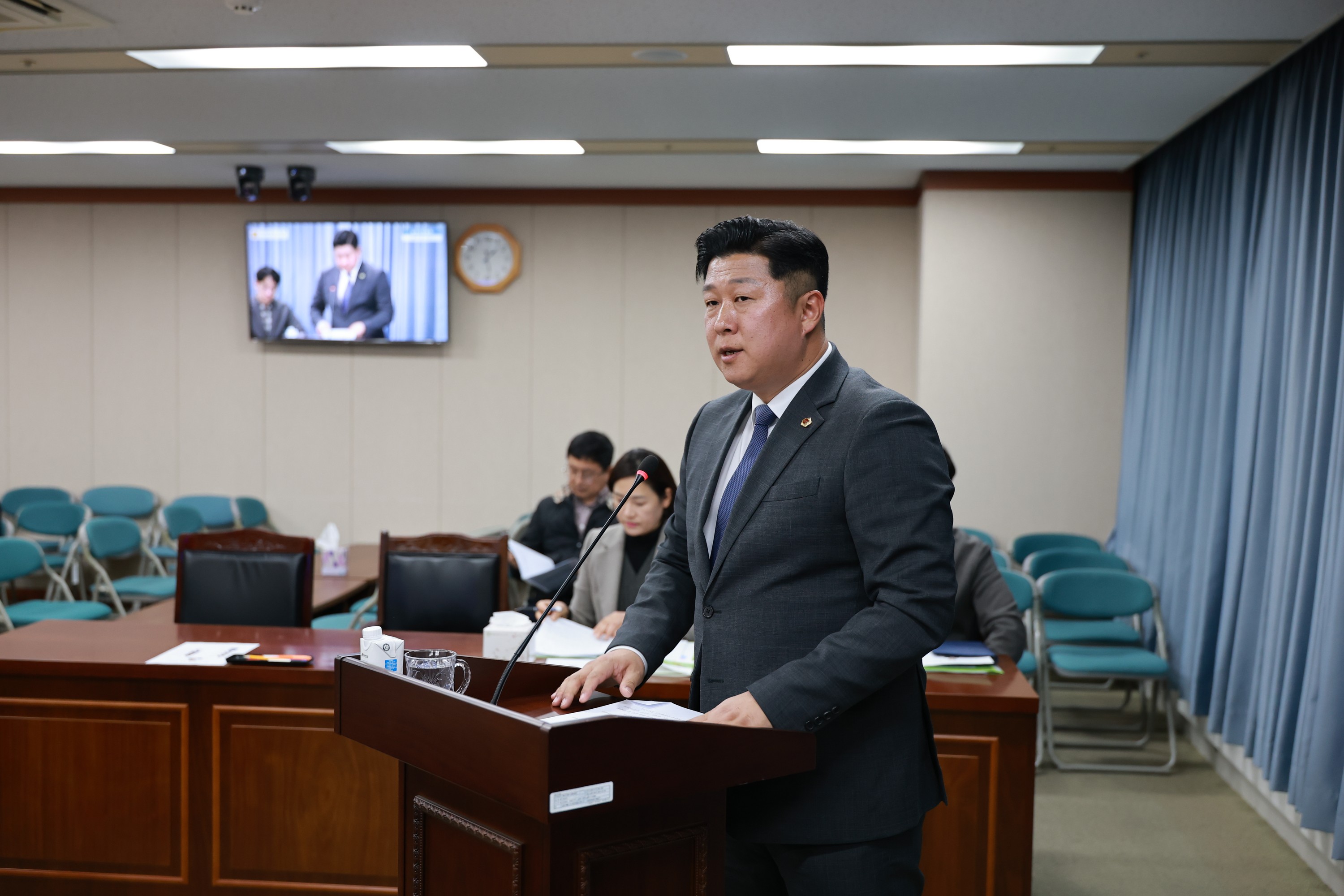 제388회 임시회 농수산위원회 회의 첨부이미지 : 25년03월11일 제388회 임시회 농수산위원회 회의 - 008.jpg