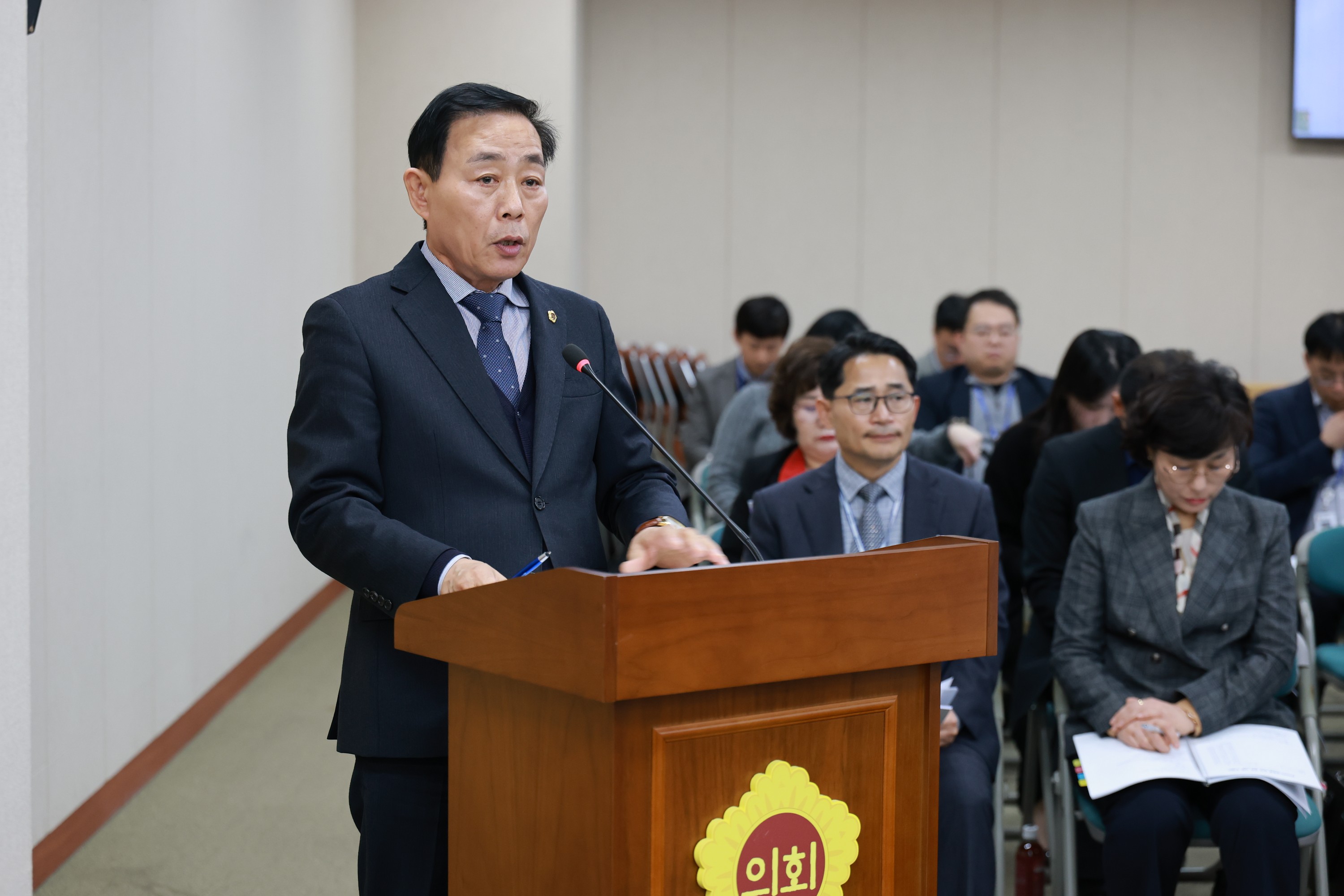 제388회 임시회 교육위원회 회의 첨부이미지 : 25년03월11일 제388회 임시회 교육위원회 회의 - 013.jpg