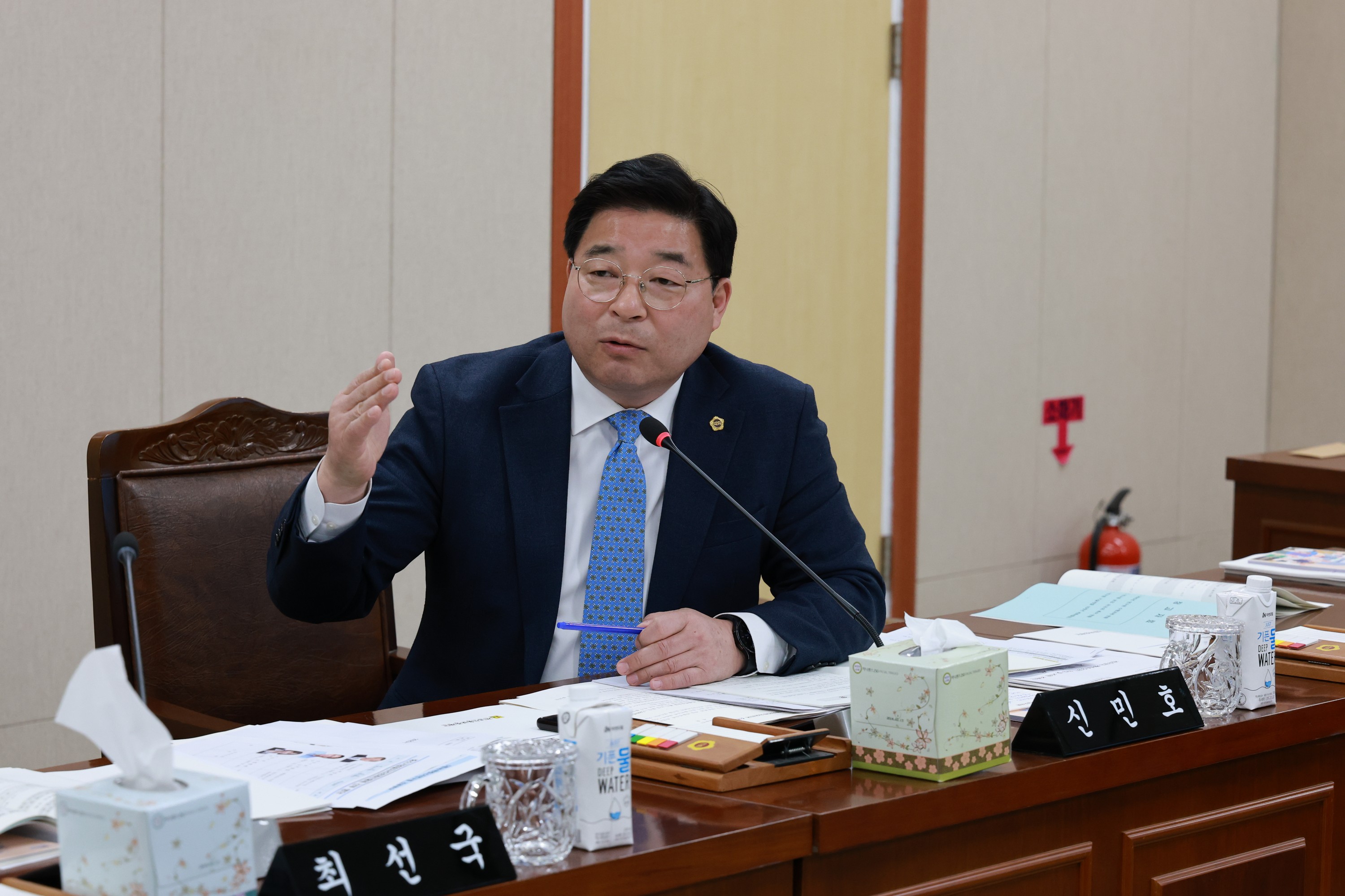 제388회 임시회 경제관광문화위원회 회의 첨부이미지 : 25년03월11일 제388회 임시회 경제관광문화위원회 회의 - 015.jpg