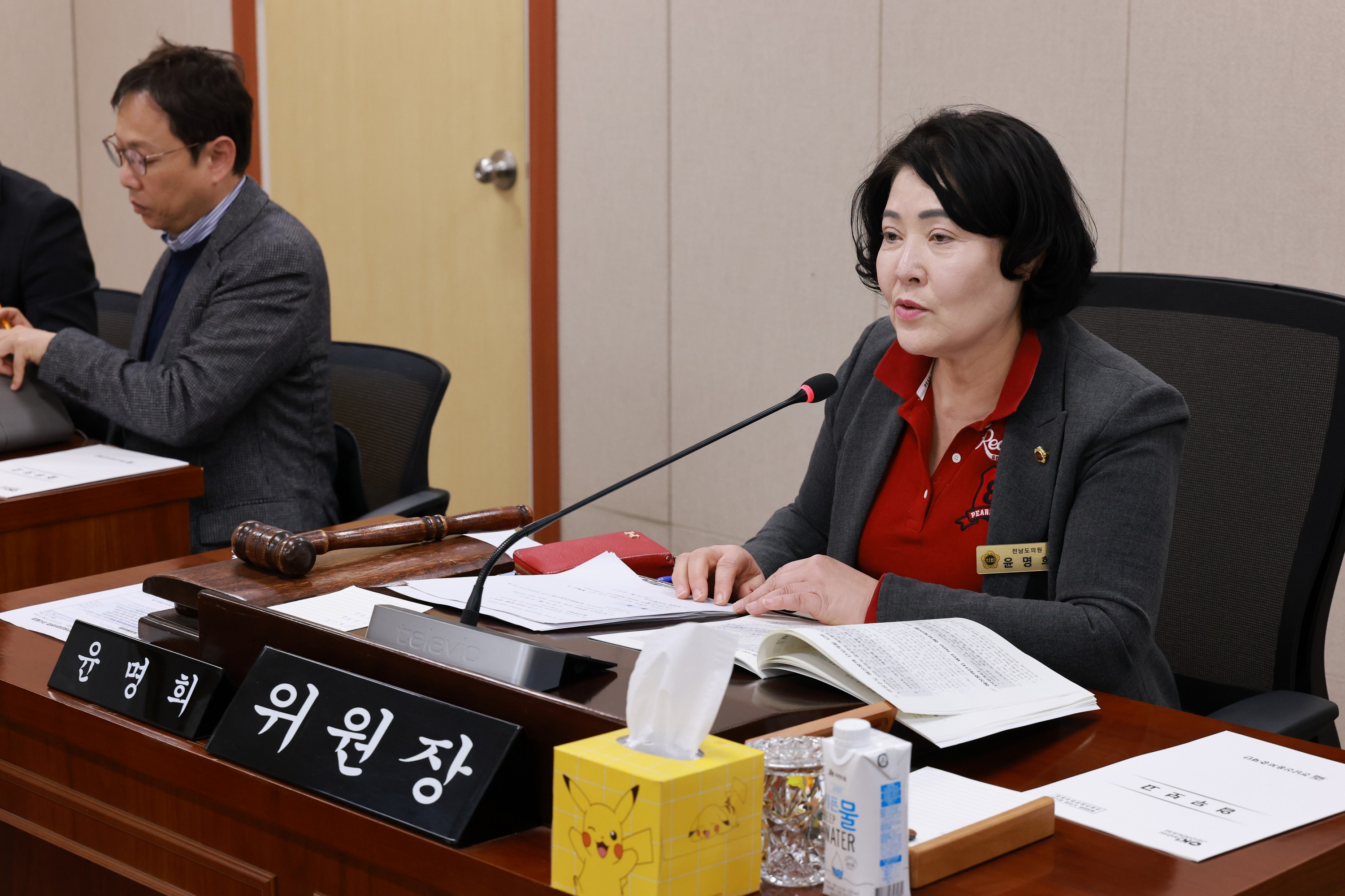 제388회 임시회 경제관광문화위원회 회의 첨부이미지 : 25년03월11일 제388회 임시회 경제관광문화위원회 회의 - 043.jpg