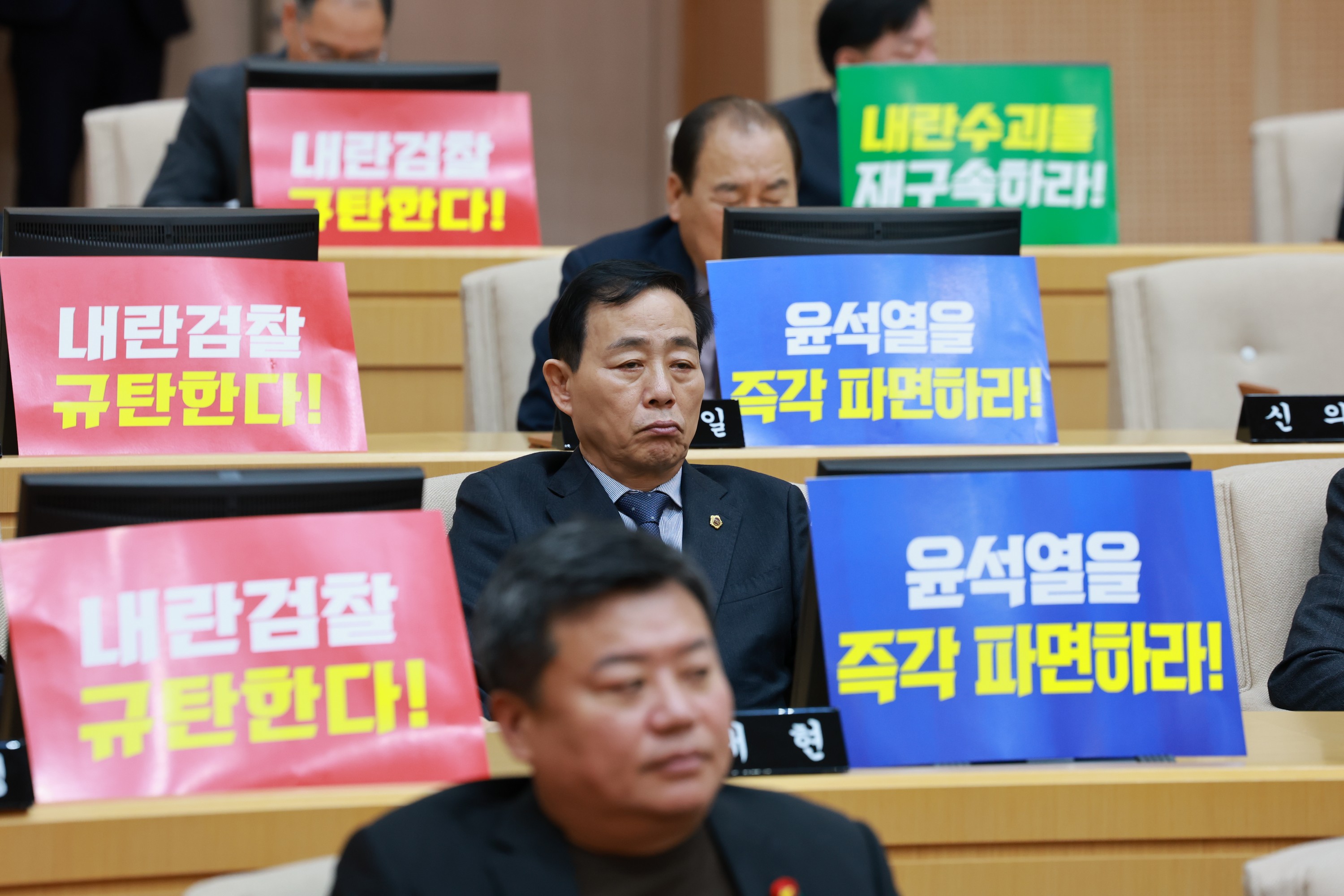 제388회 임시회 제1차 본회의 첨부이미지 : 25년03월11일 제388회 임시회 제1차 본회의 - 136.jpg