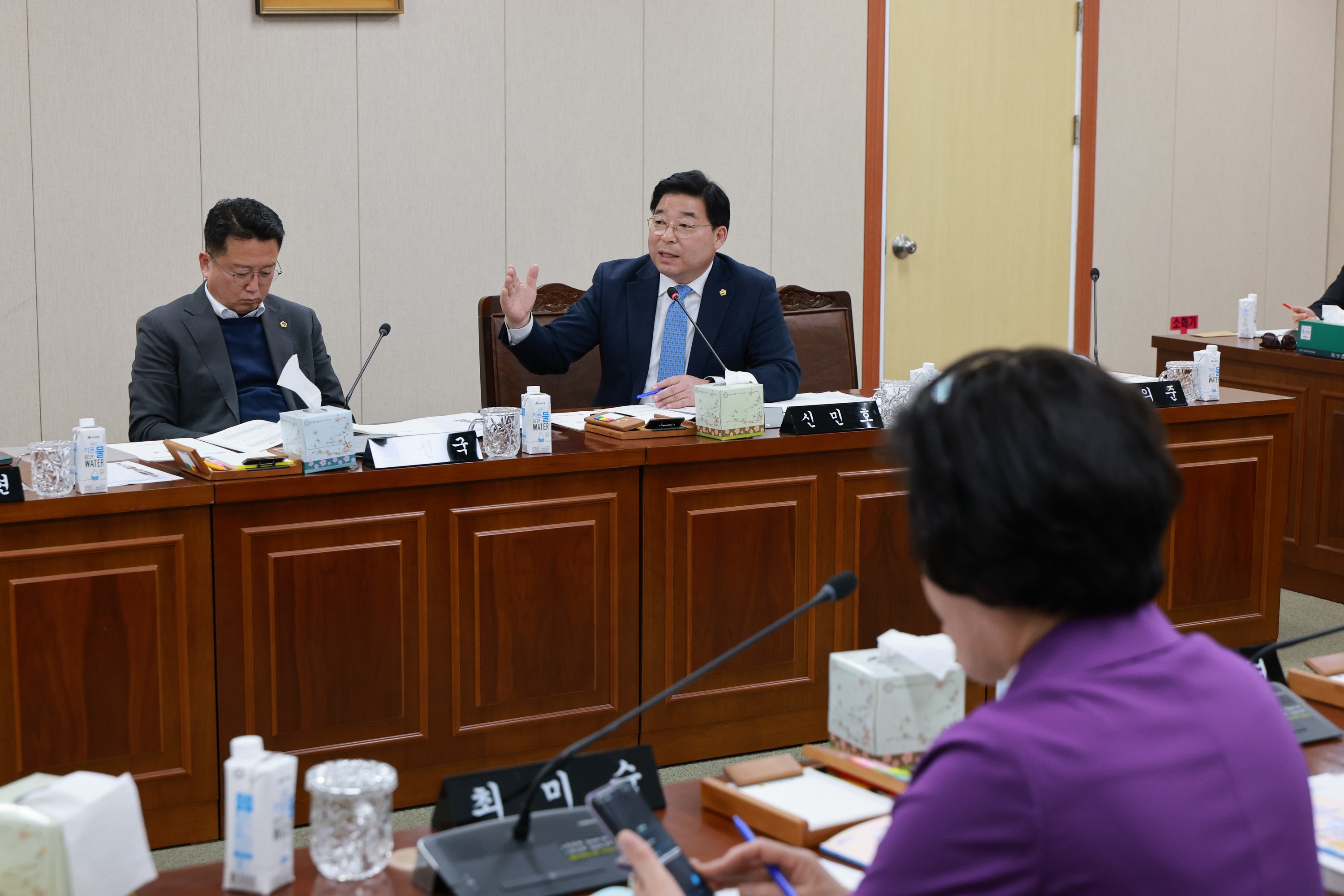 제388회 임시회 경제관광문화위원회 회의 첨부이미지 : 25년03월11일 제388회 임시회 경제관광문화위원회 회의 - 014.jpg