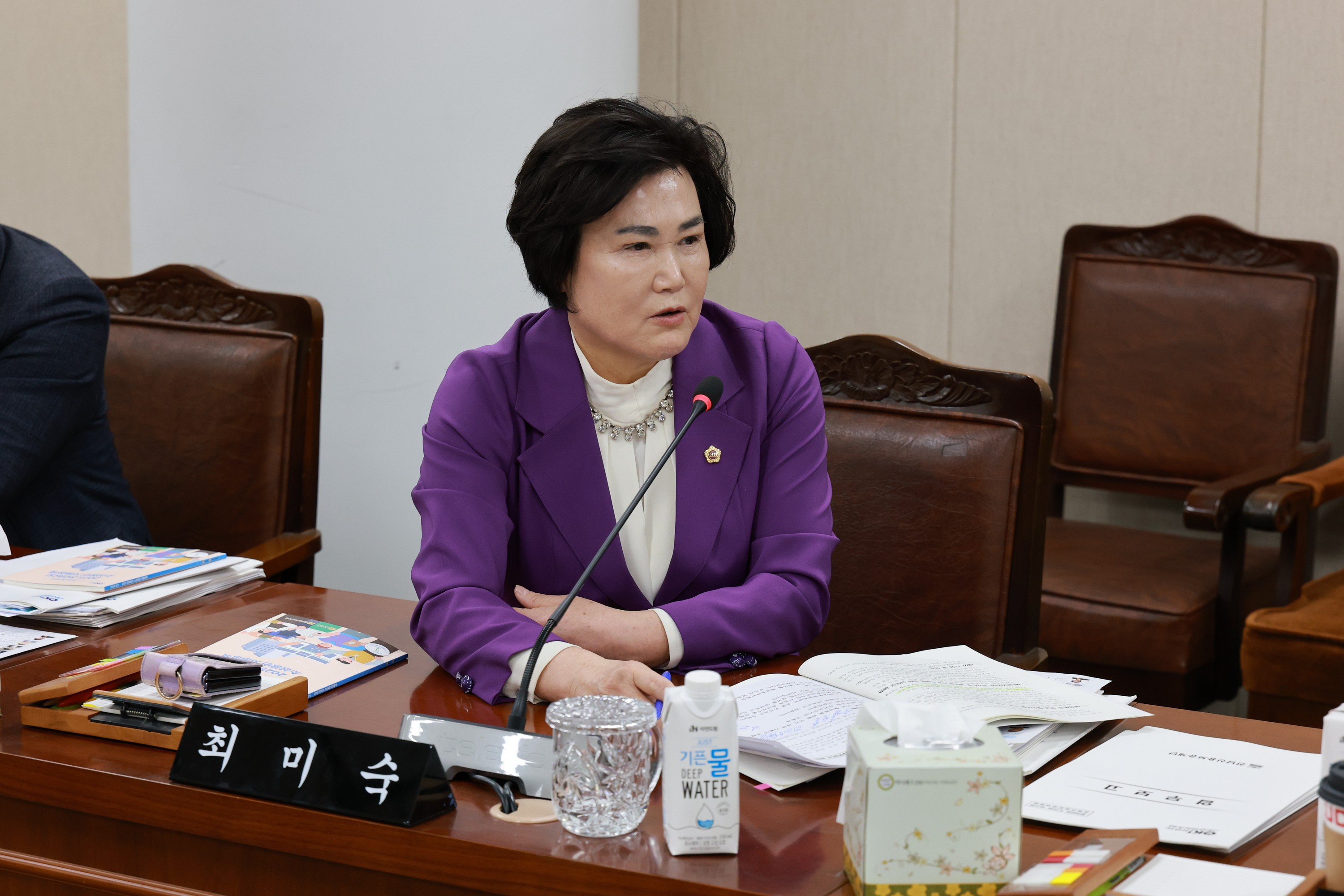 제388회 임시회 경제관광문화위원회 회의 첨부이미지 : 25년03월11일 제388회 임시회 경제관광문화위원회 회의 - 005.jpg