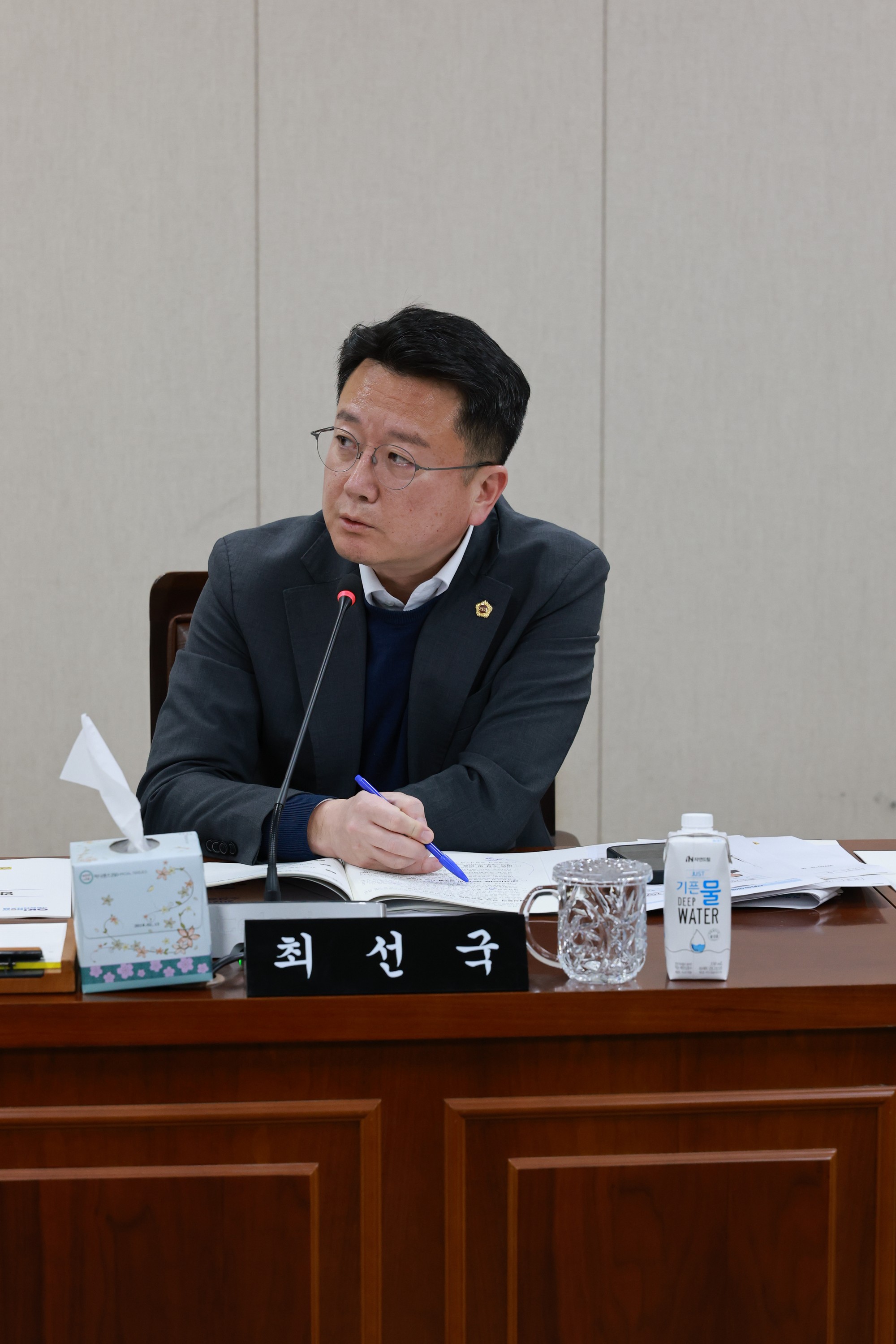 제388회 임시회 경제관광문화위원회 회의 첨부이미지 : 25년03월11일 제388회 임시회 경제관광문화위원회 회의 - 020.jpg
