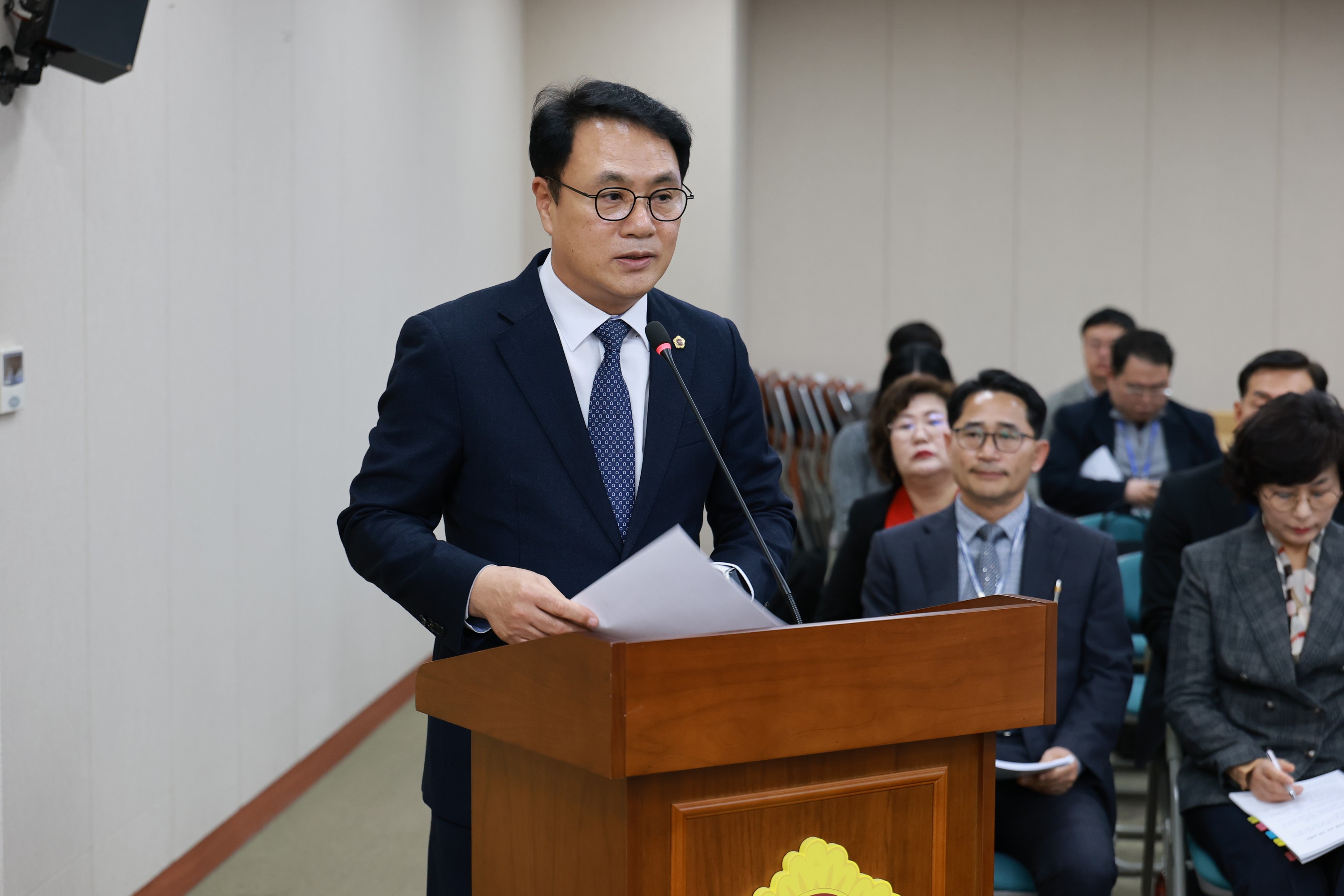 제388회 임시회 교육위원회 회의 첨부이미지 : 25년03월11일 제388회 임시회 교육위원회 회의 - 006.jpg
