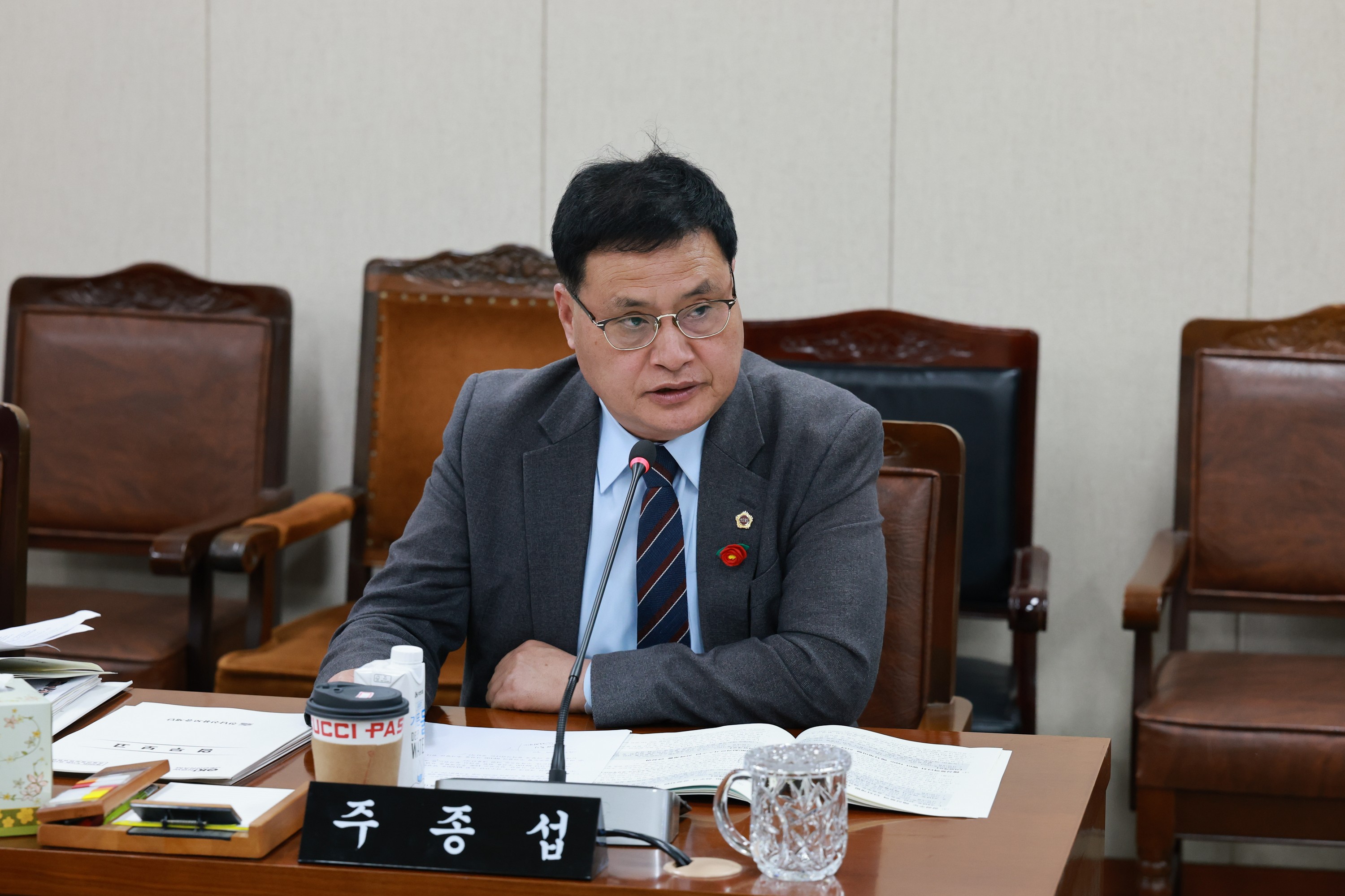 제388회 임시회 경제관광문화위원회 회의 첨부이미지 : 25년03월11일 제388회 임시회 경제관광문화위원회 회의 - 006.jpg