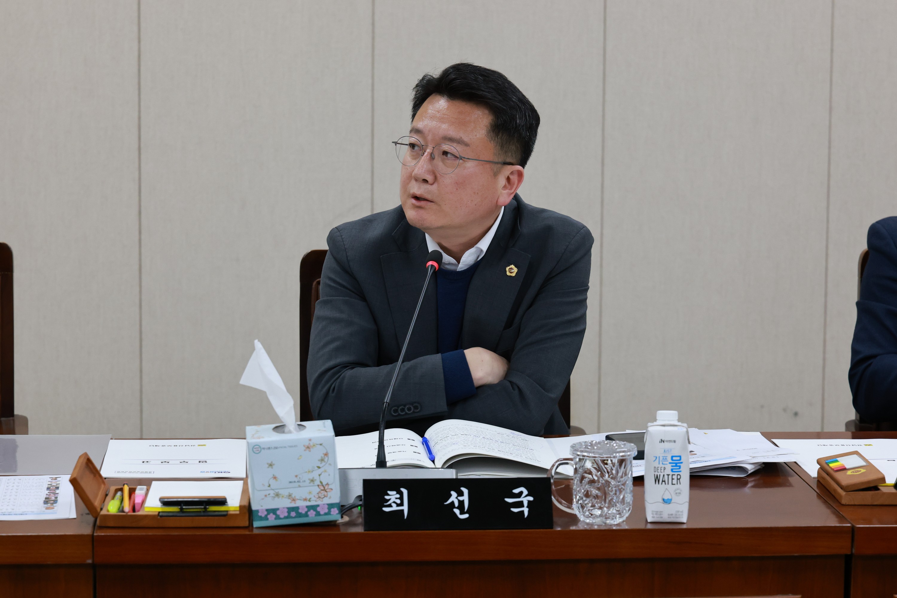 제388회 임시회 경제관광문화위원회 회의 첨부이미지 : 25년03월11일 제388회 임시회 경제관광문화위원회 회의 - 018.jpg