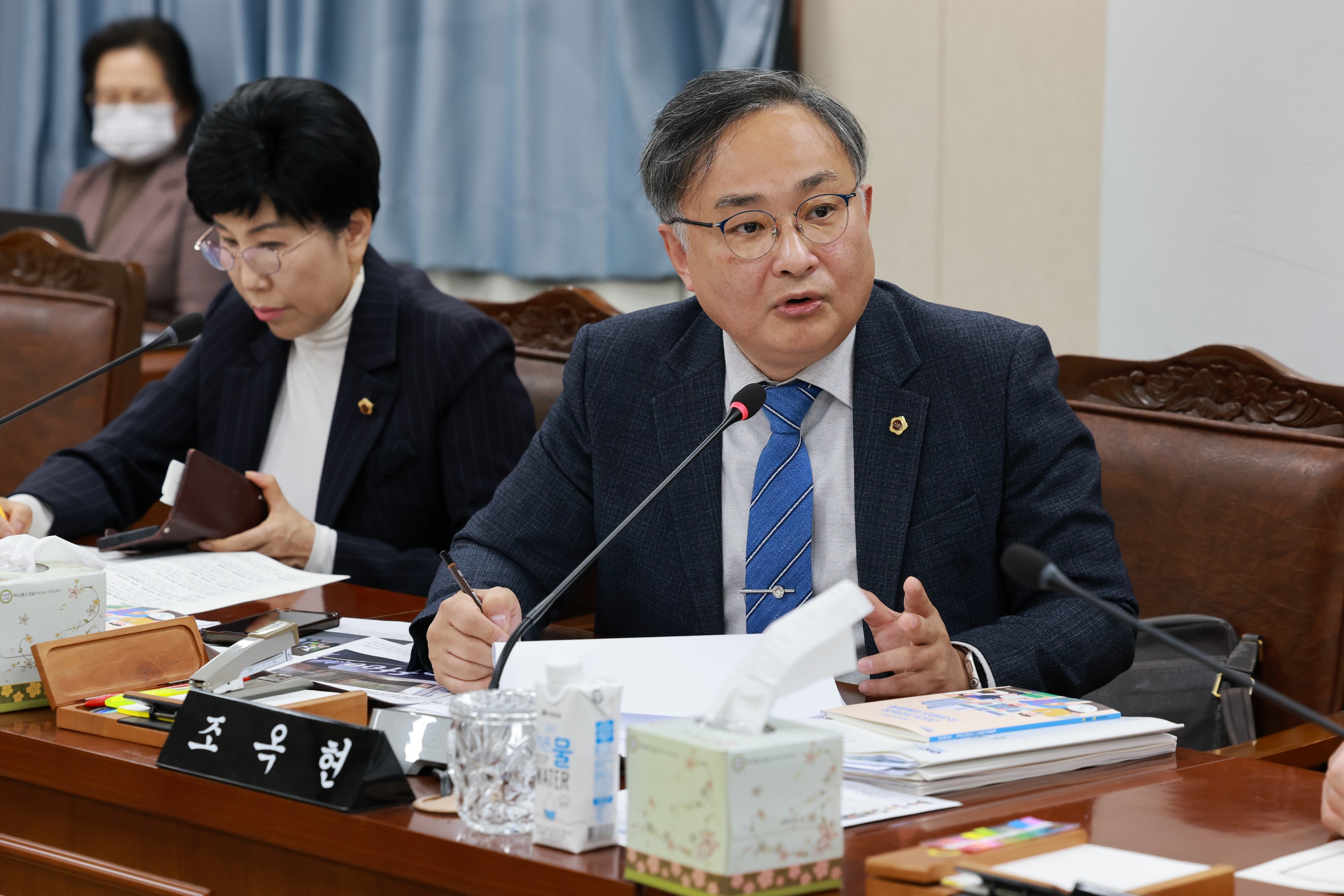 제388회 임시회 경제관광문화위원회 회의 첨부이미지 : 25년03월11일 제388회 임시회 경제관광문화위원회 회의 - 053.jpg