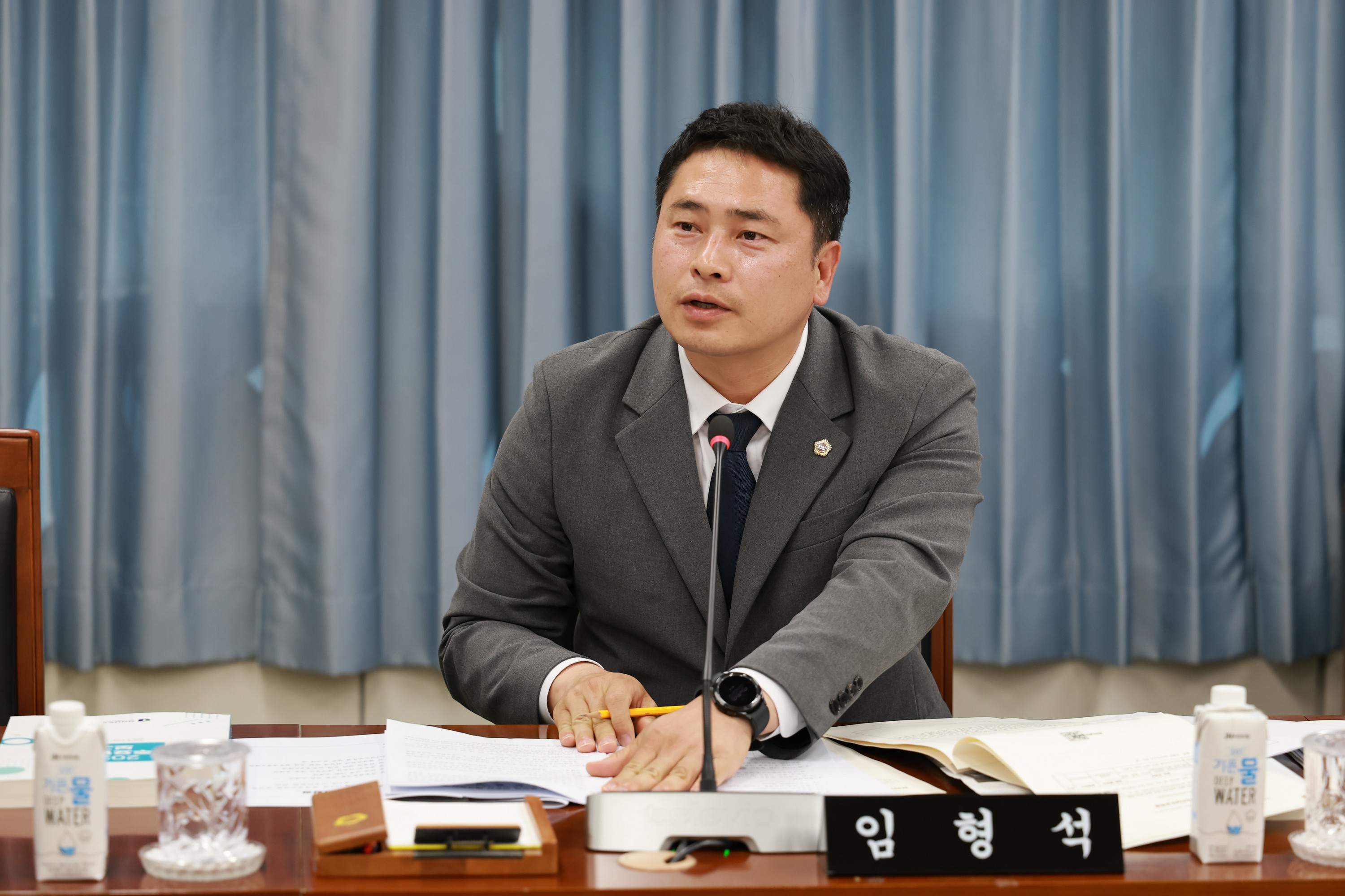 제388회 임시회 교육위원회 회의 첨부이미지 : 25년03월11일 제388회 임시회 교육위원회 회의 - 017.jpg