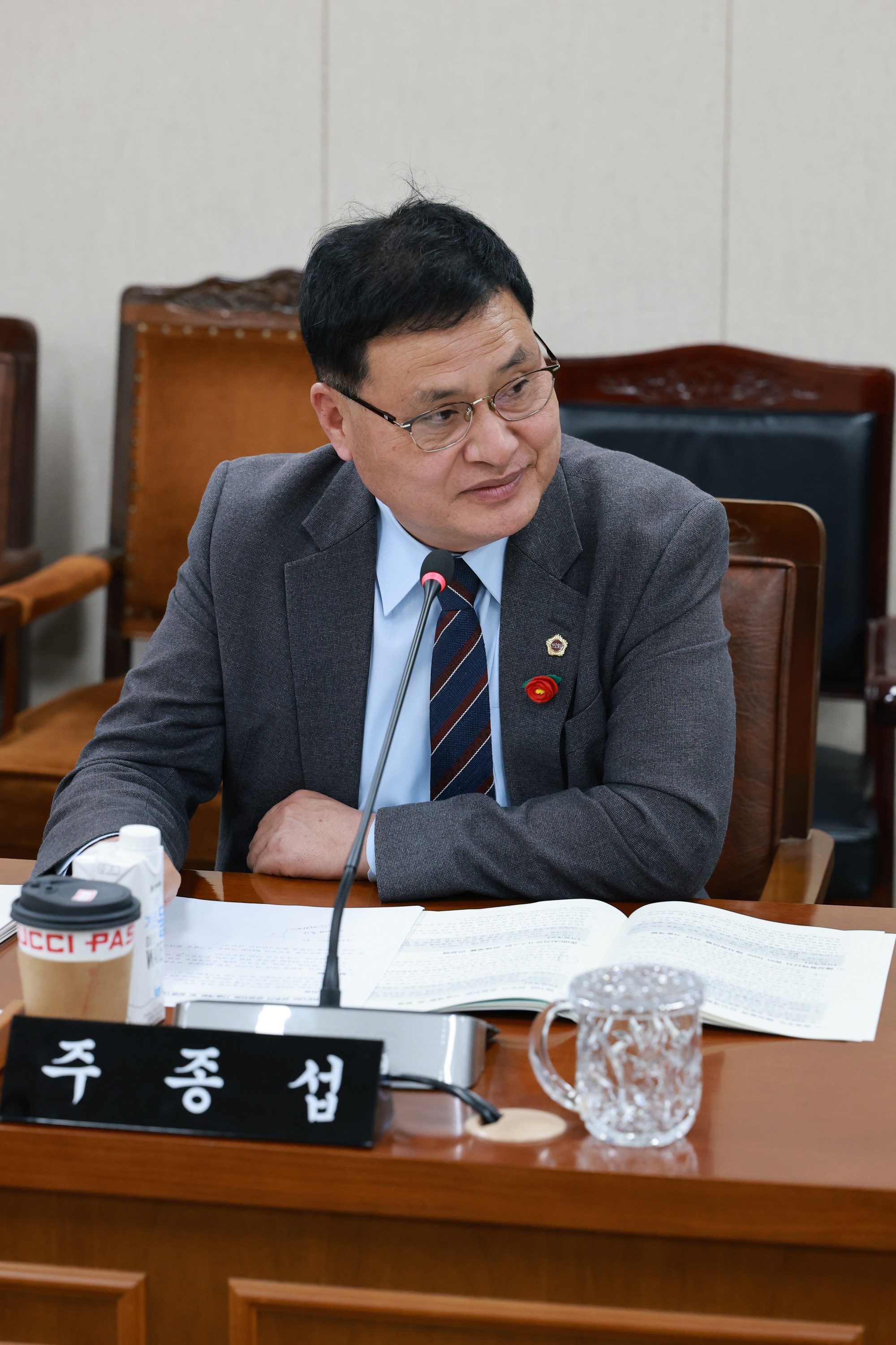 제388회 임시회 경제관광문화위원회 회의 첨부이미지 : 25년03월11일 제388회 임시회 경제관광문화위원회 회의 - 007.jpg