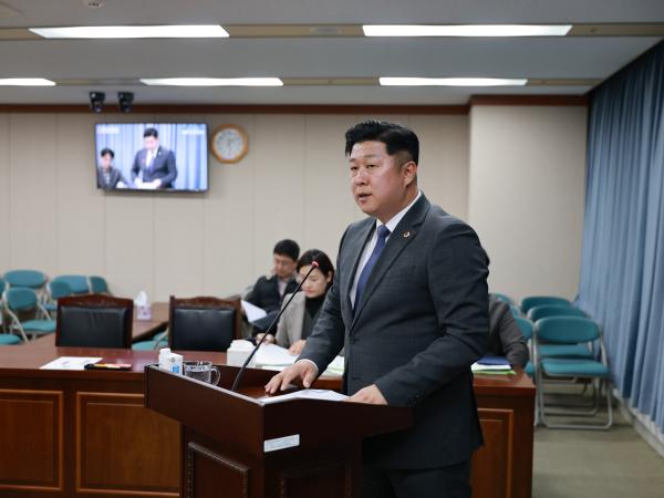 제388회 임시회 농수산위원회 회의 첨부이미지 : 25년03월11일 제388회 임시회 농수산위원회 회의 - 008.jpg