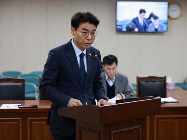 제388회 임시회 농수산위원회 회의 첨부이미지 : 25년03월11일 제388회 임시회 농수산위원회 회의 - 033.jpg