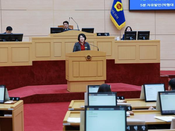 제388회 임시회 제1차 본회의 첨부이미지 : 25년03월11일 제388회 임시회 제1차 본회의 - 185.jpg