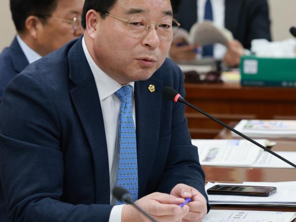 제388회 임시회 경제관광문화위원회 회의 첨부이미지 : 25년03월11일 제388회 임시회 경제관광문화위원회 회의 - 055.jpg